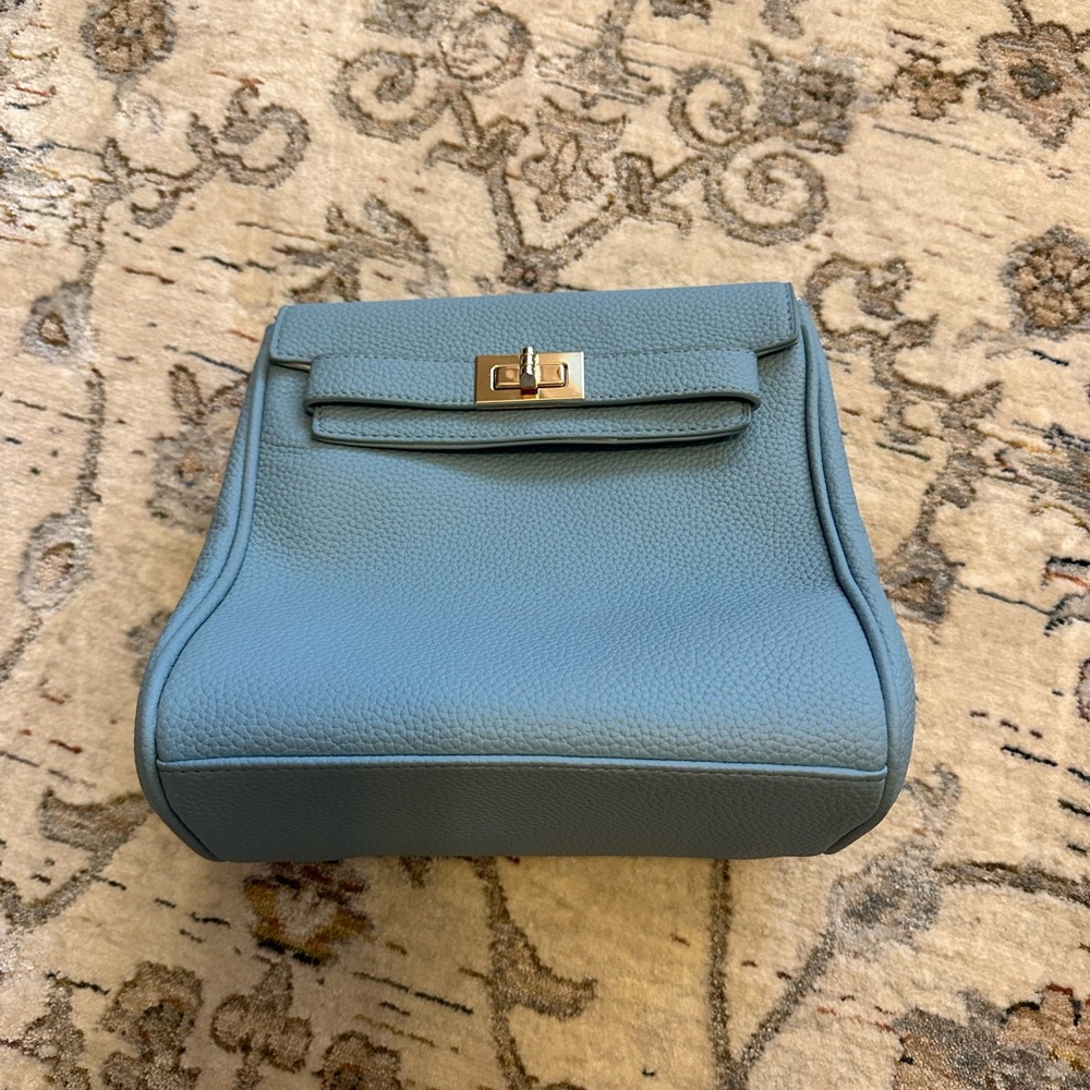 Elegant Blue “Kelly” Style Backpack!